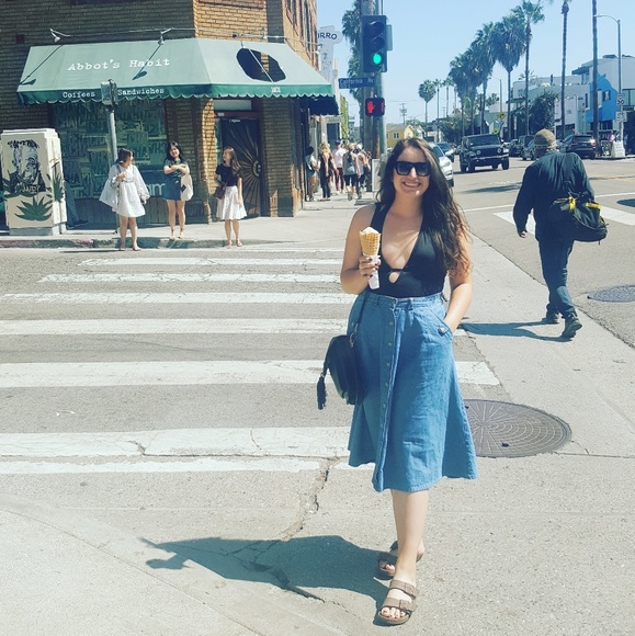 Meet your Posher, Veronica - Picture 1 of 1